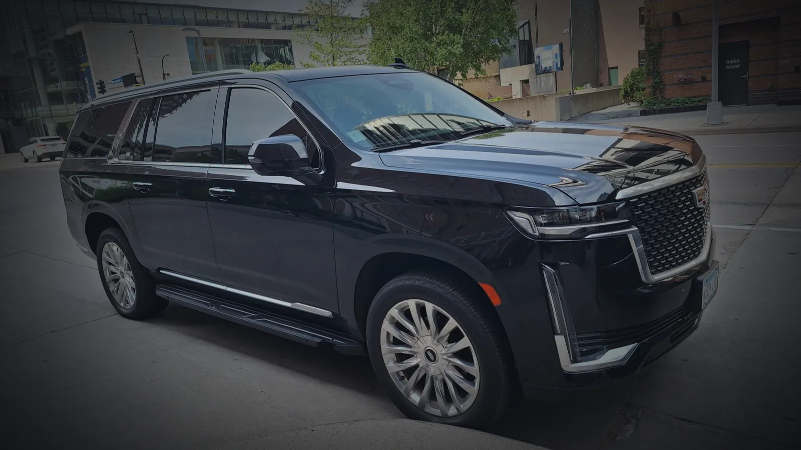 Escalade · Ready for the airport